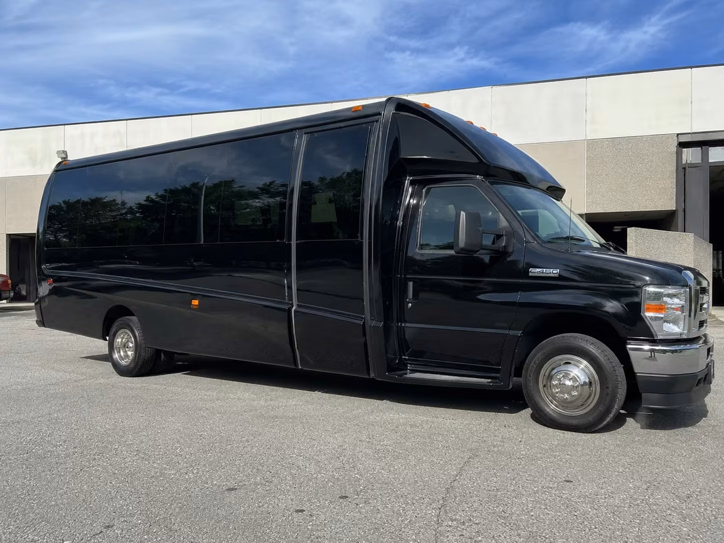 18 passenger minibus