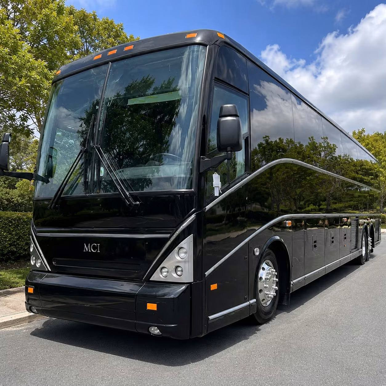 wedding guest shuttle service in nampa and the treasure valley